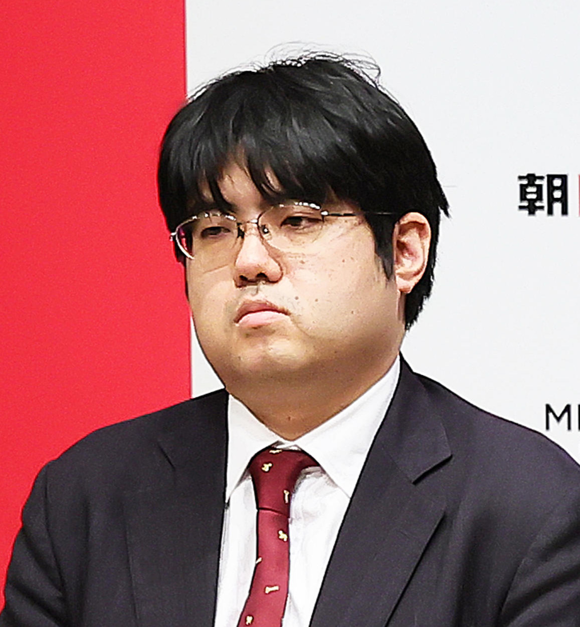 糸谷哲郎八段（2024年2月）