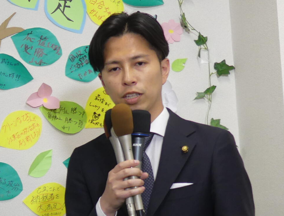 東京都議の尾島紘平氏（2024年4月撮影）