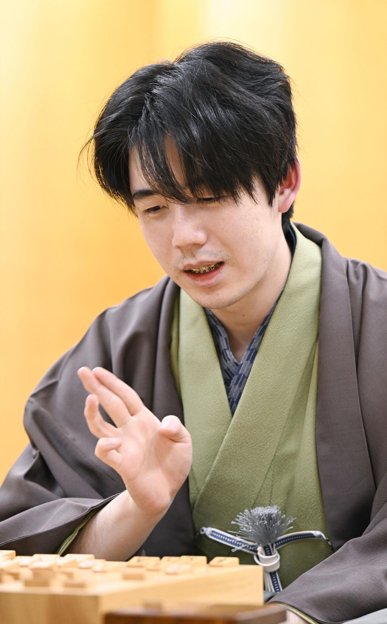 将棋の第51期棋王戦コナミグループ杯5番勝負第2局で、増田康宏八段に勝利した藤井聡太棋王（共同）