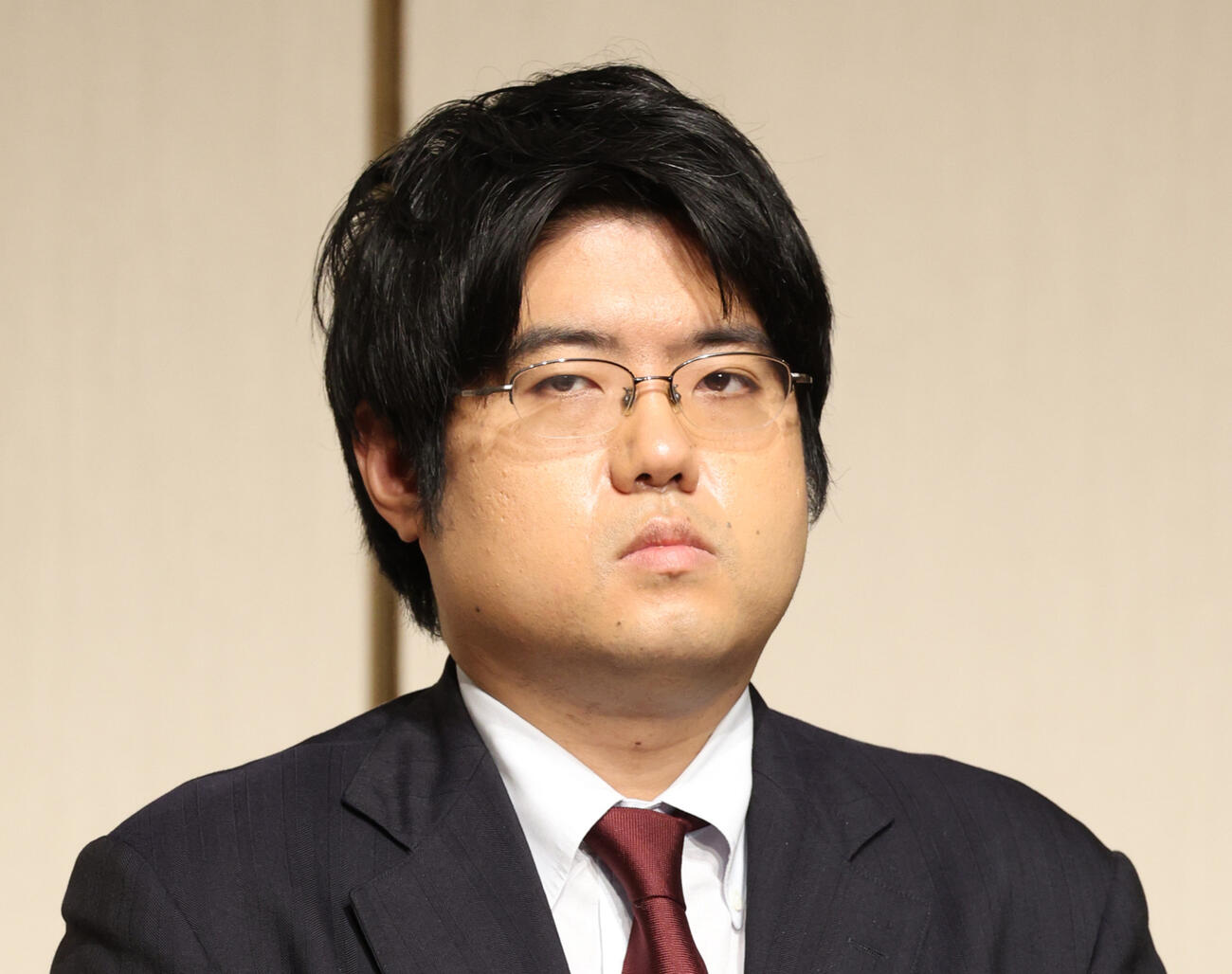糸谷哲郎八段（2023年11月撮影）