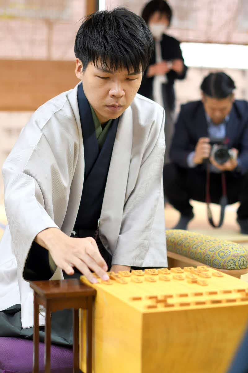 2年連続の棋王戦挑戦で初タイトル獲得を目指す増田康宏八段（日本将棋連盟提供）