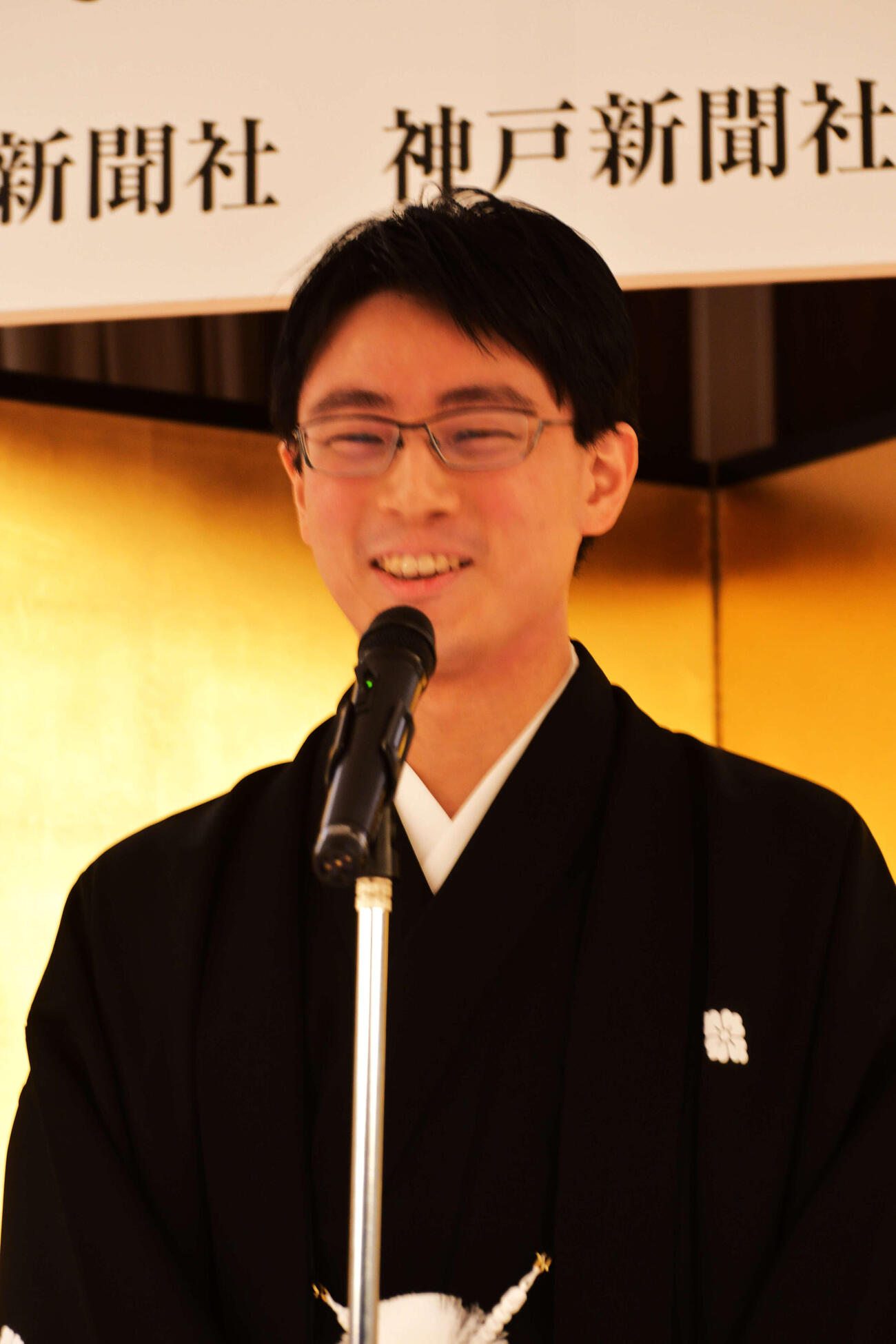 就位式の謝辞で「世界戦で優勝したらカラオケに行きたい」と述べた一力遼天元