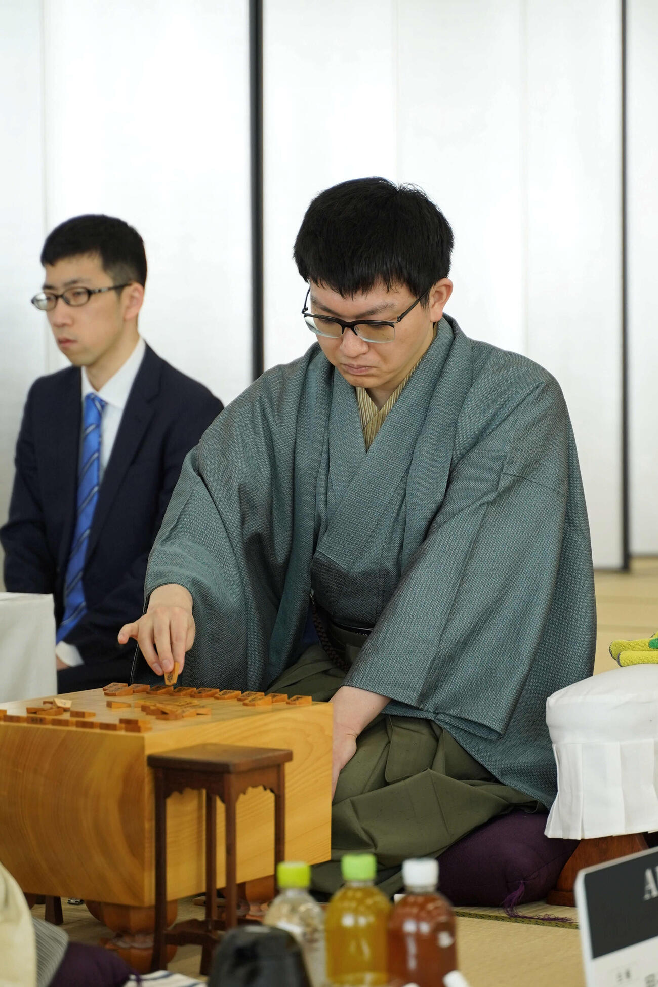 王将戦7番勝負第6局に臨んだ永瀬拓矢九段（日本将棋連盟提供）