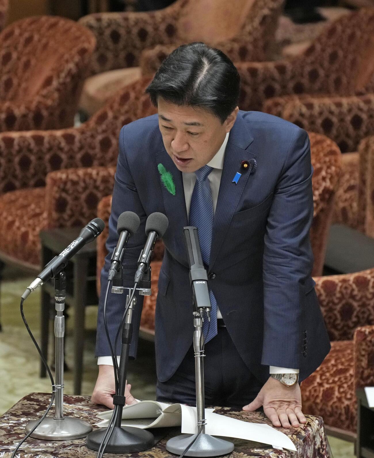 衆院内閣委で答弁する木原官房長官＝15日午前（共同）