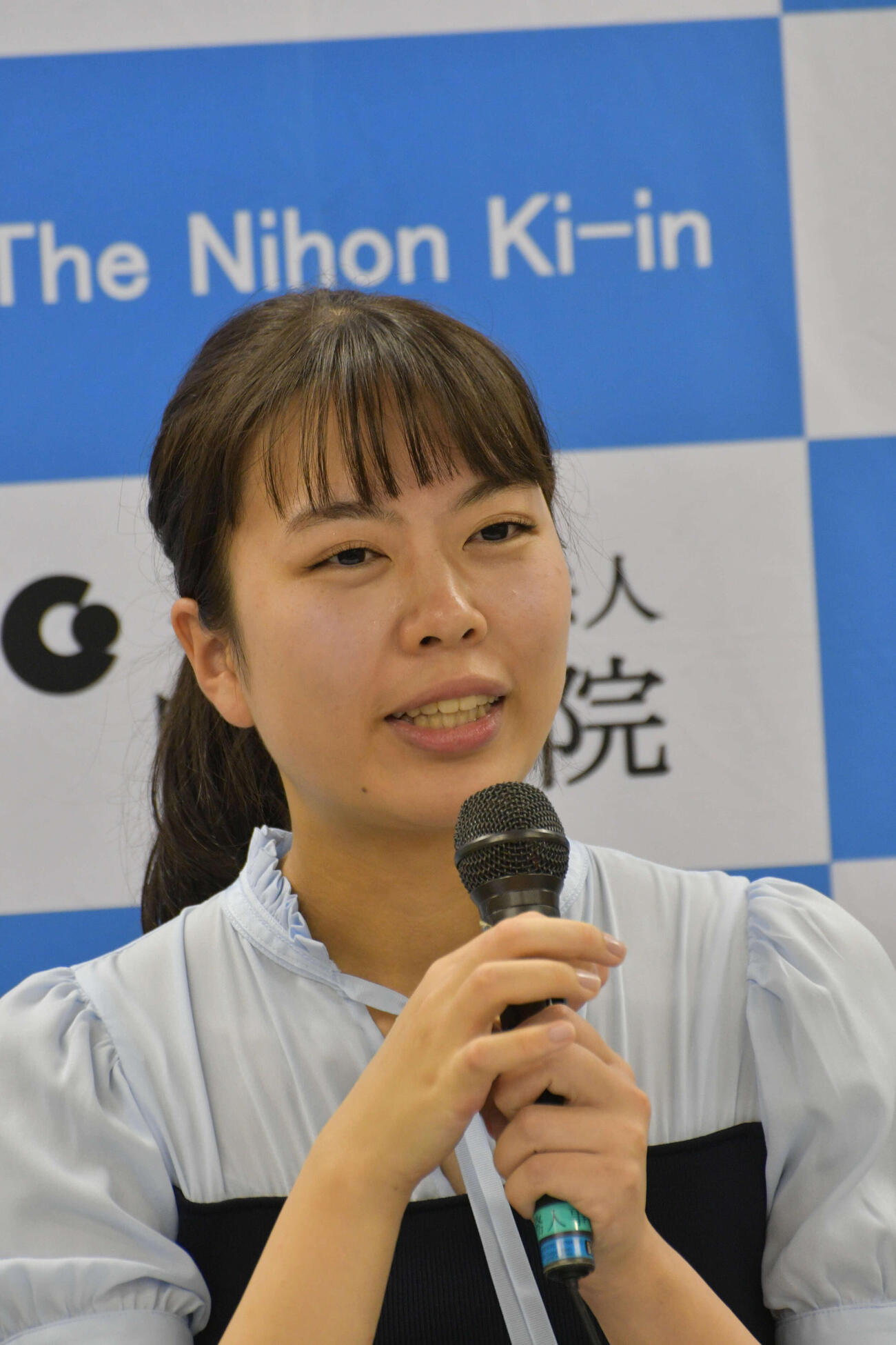 今期で休止となる女流名人戦の再開を防衛会見で願った上野愛咲美女流名人