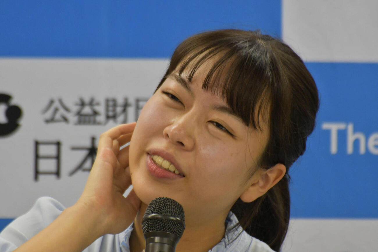 今期で休止となる女流名人戦の再開を防衛会見で願った上野愛咲美女流名人
