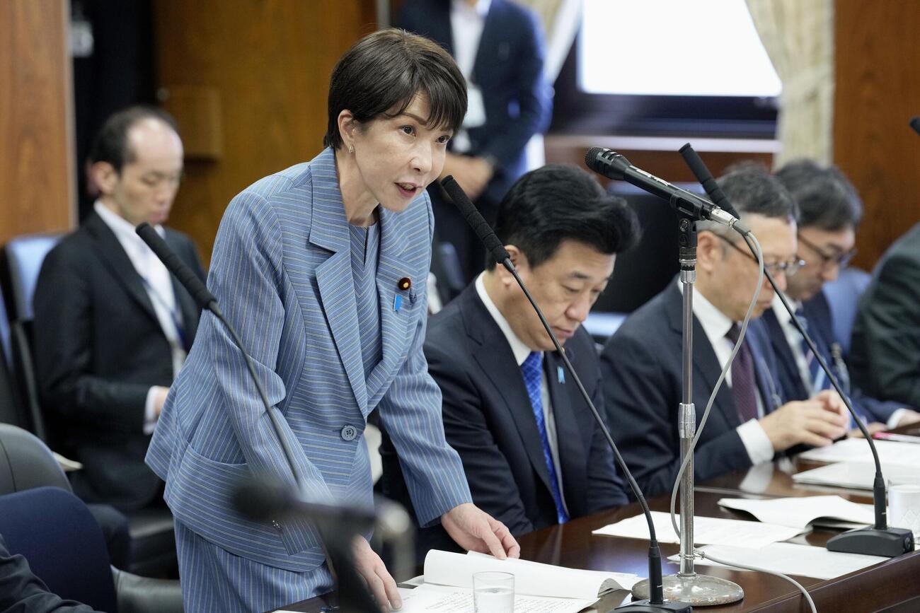 参院内閣委で答弁する高市首相＝26日午前（共同）