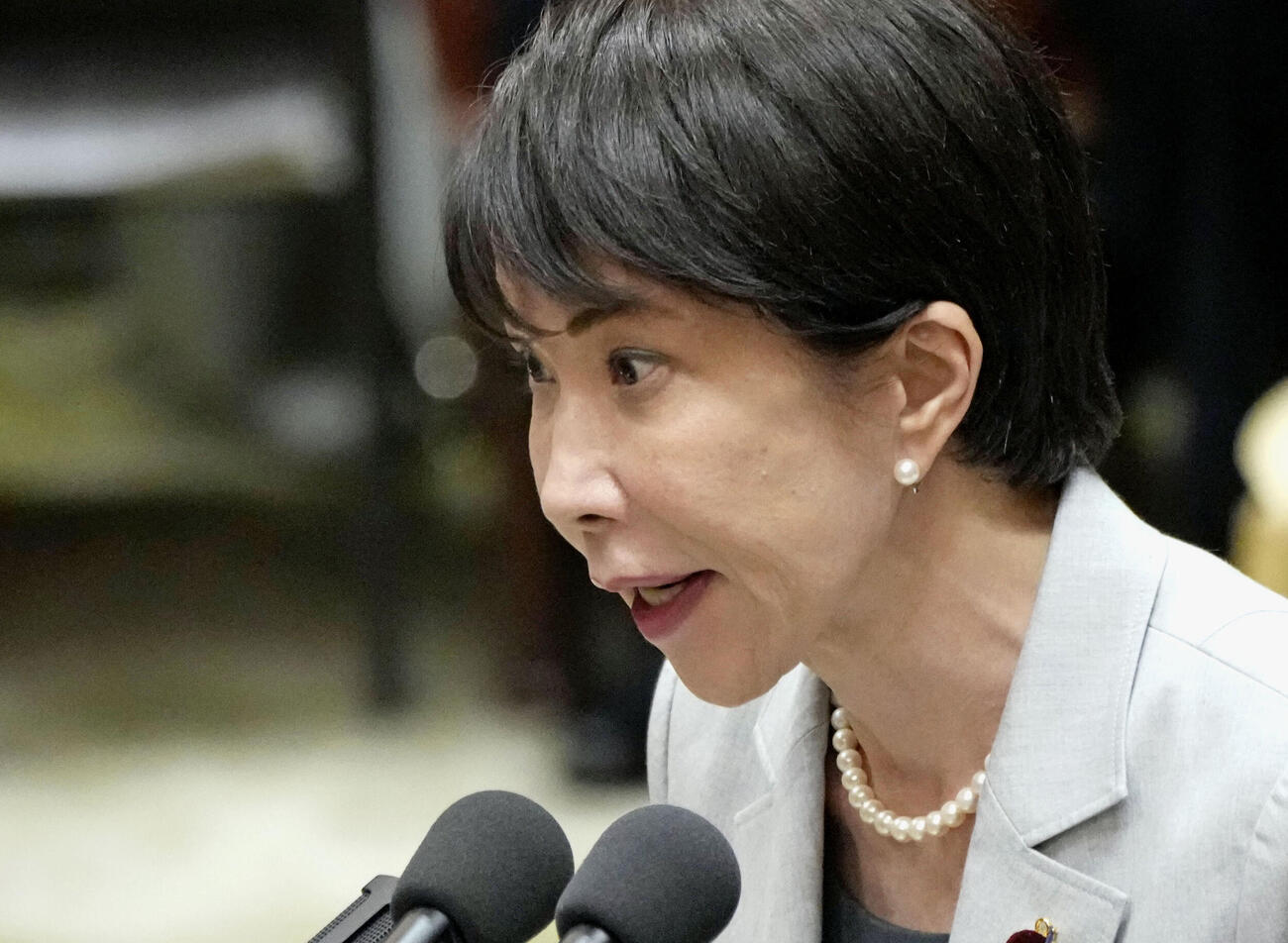 衆院予算委で答弁する高市首相＝4日午後（共同）