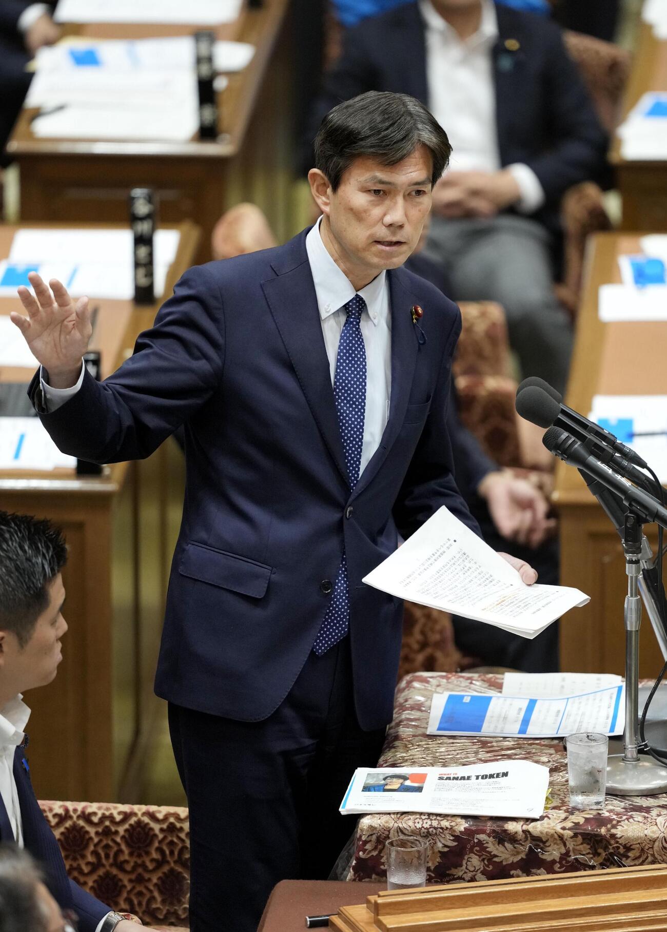 衆院予算委で質問する中道改革連合の後藤祐一氏（共同）