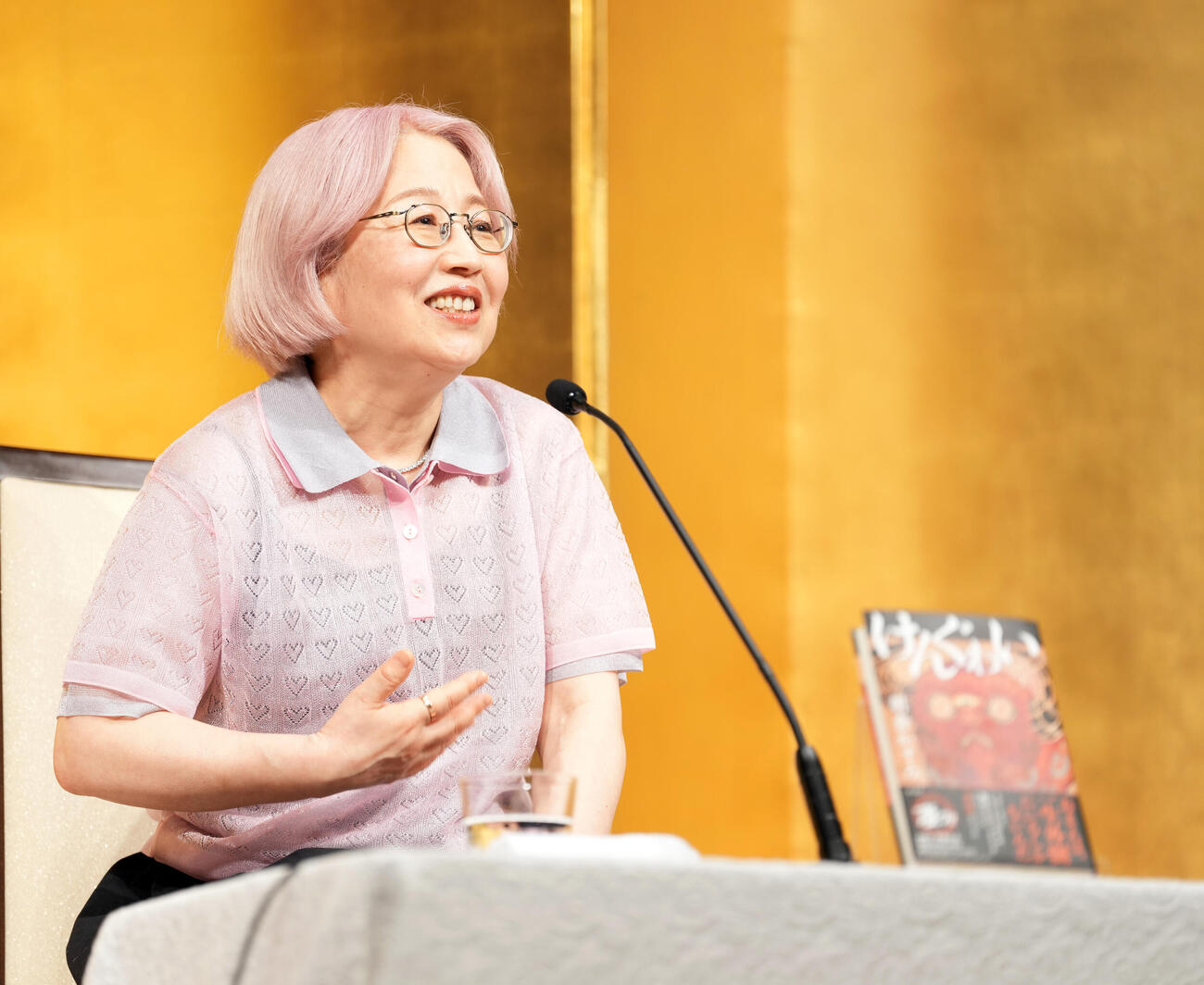 直木賞に選ばれ会見に臨む朝倉かすみさん（撮影・小島史椰）