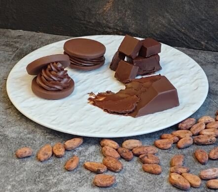 不二製油が今年から業務用に発売を始める新食感チョコレート「ソワイユショコラ」