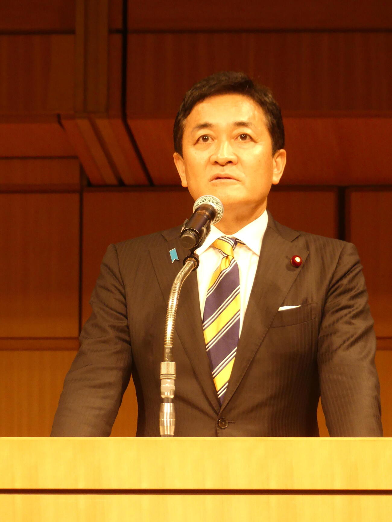 党代表選で3選され、記者会見に臨む国民民主党の玉木雄一郎代表（撮影・中山知子）