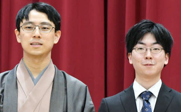 左から一力遼名人、挑戦者の芝野虎丸棋聖（2026年撮影）
