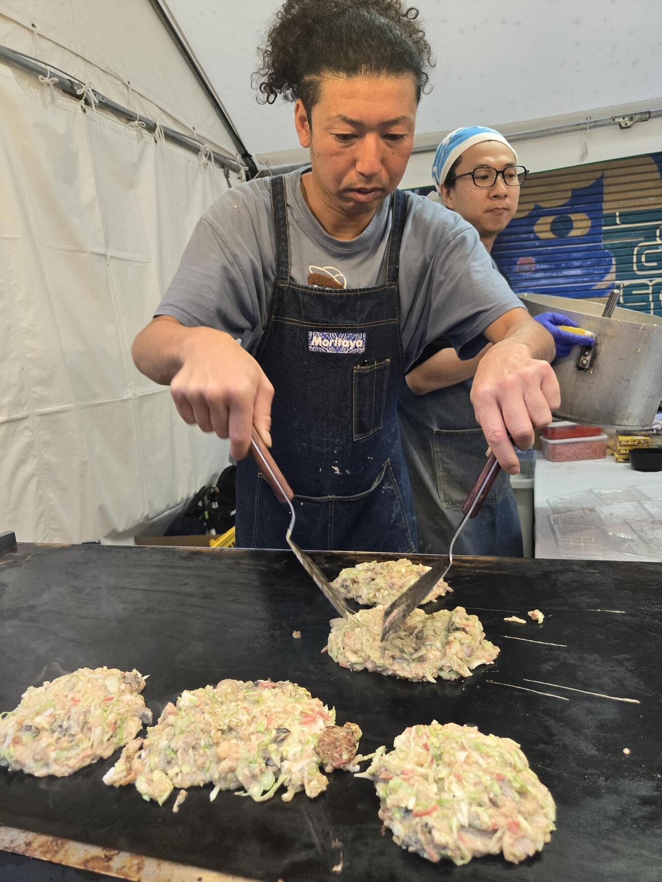 築地夜市・お好み焼き