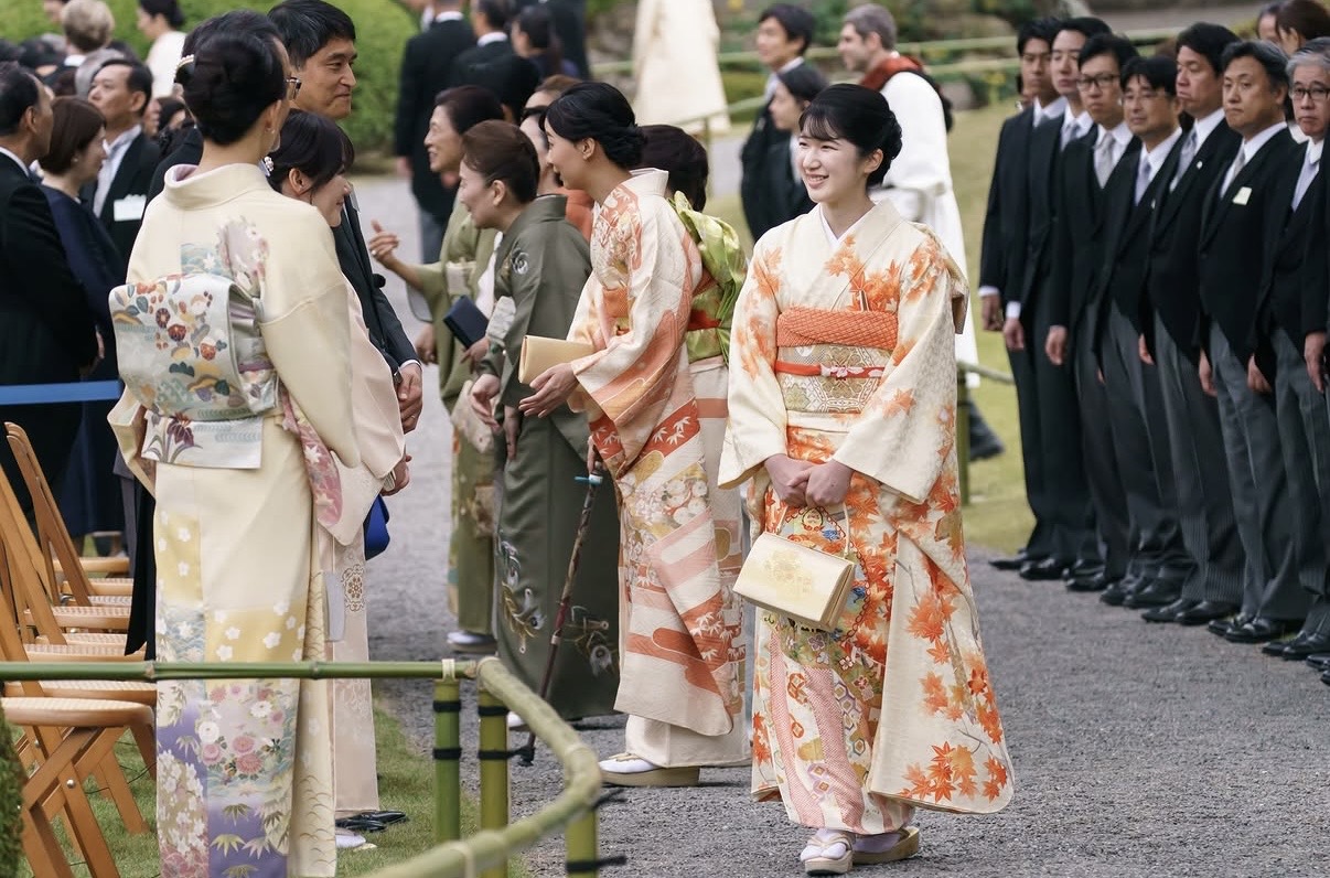 園遊会に臨まれる愛子さま（宮内庁のインスタグラムから）