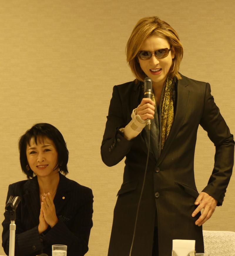 ｙｏｓｈｉｋｉがクールジャパン戦略で自民党本部に 社会 日刊スポーツ