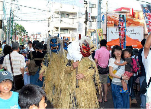 鵜の木まつり、文化財「なまはげ」の登場に参加者大喜び（写真は昨年の写真）