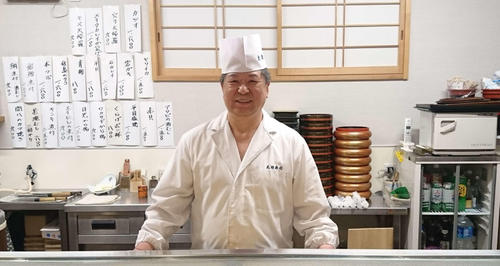 店主の浪岡正次さん