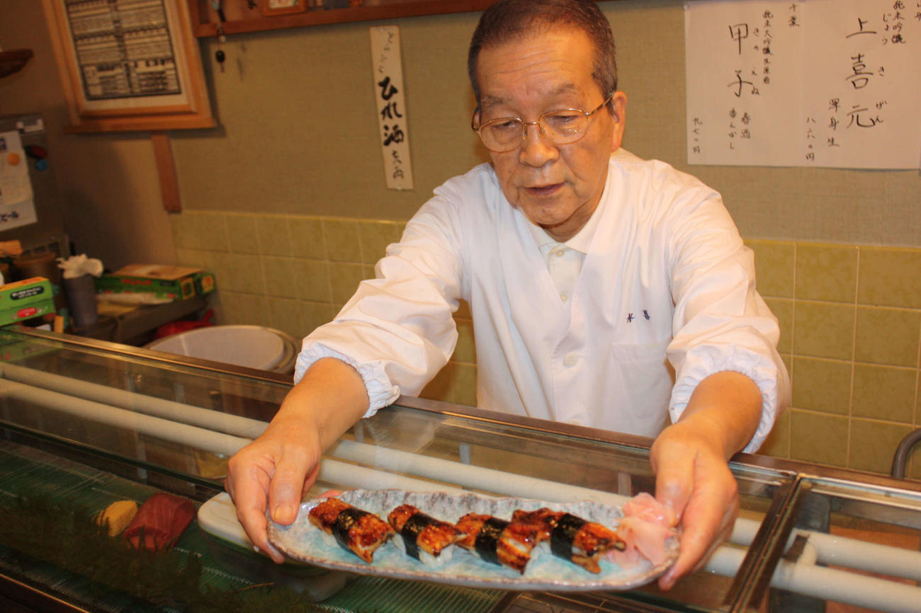 大将一押し「うなぎずし」。のりとの相性抜群！