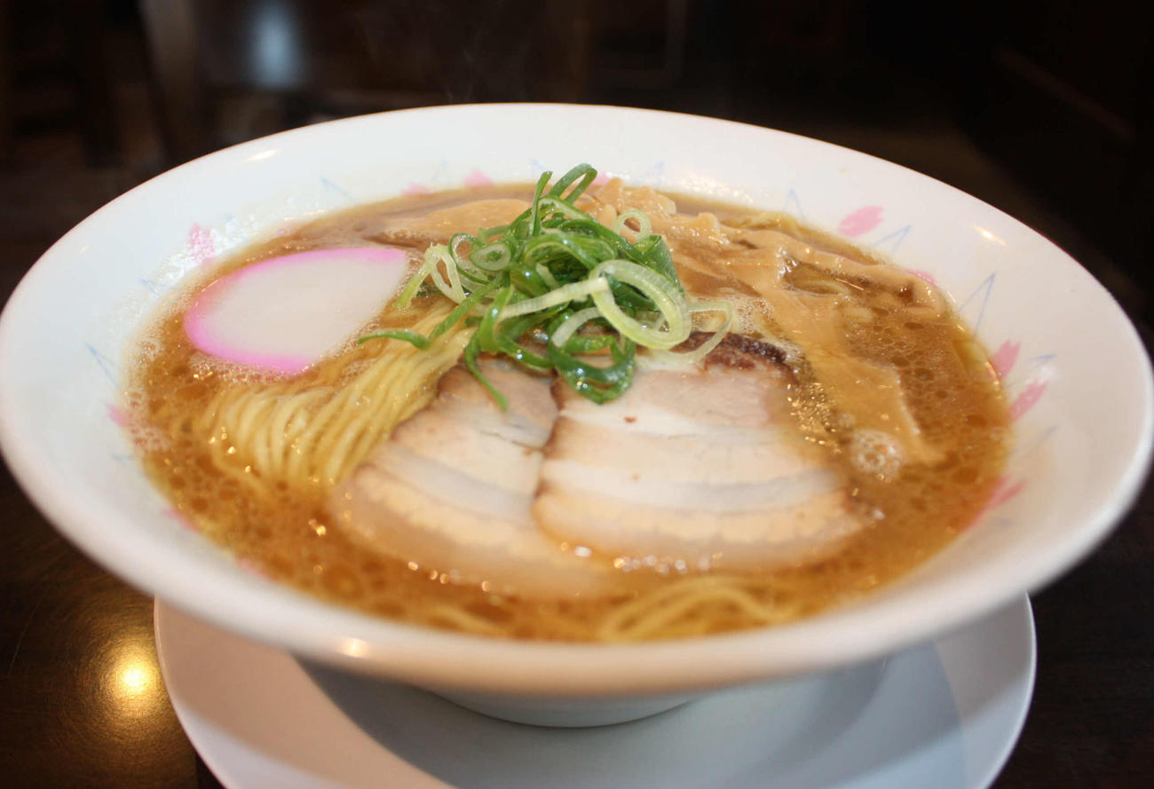 豚骨しょうゆ味が自慢「和歌山ラーメン」