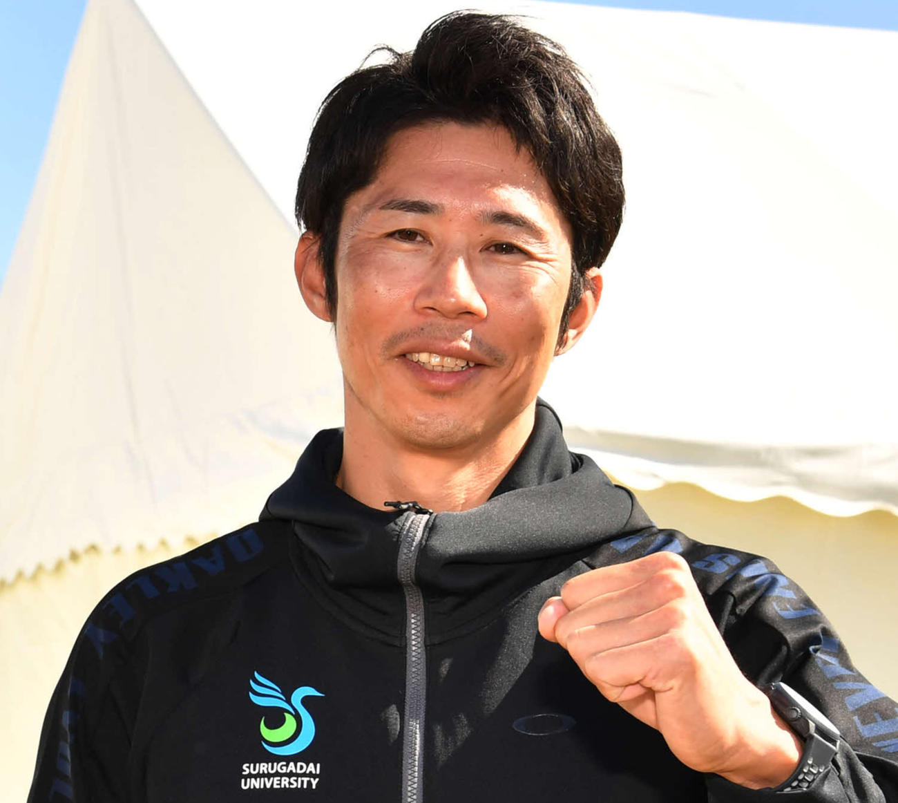 箱根駅伝予選会を突破し、初出場を決めた駿河台大の徳本一善監督＝2021年10月23日