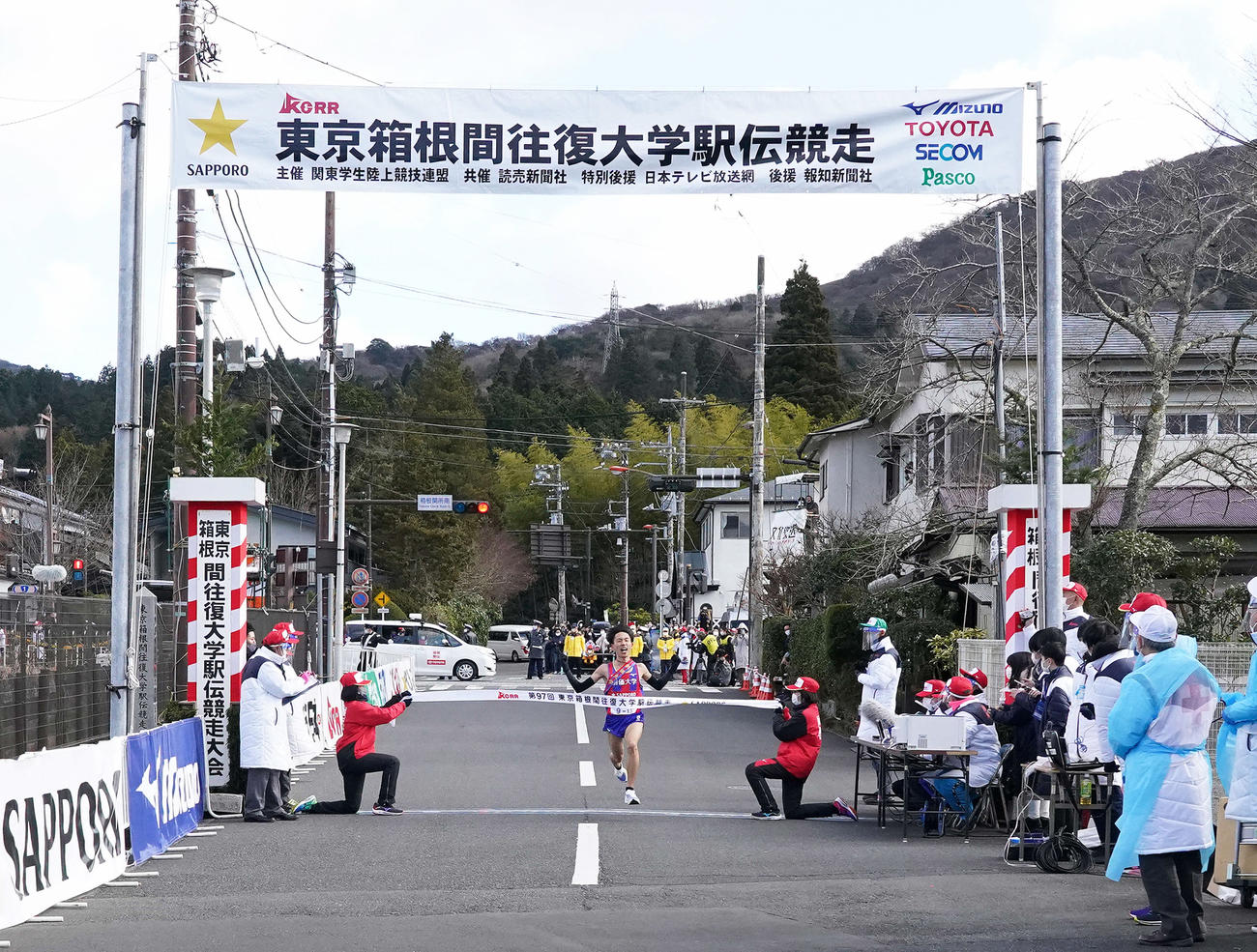 昨年の箱根駅伝で往路を制した創価大（2021年1月2日撮影）