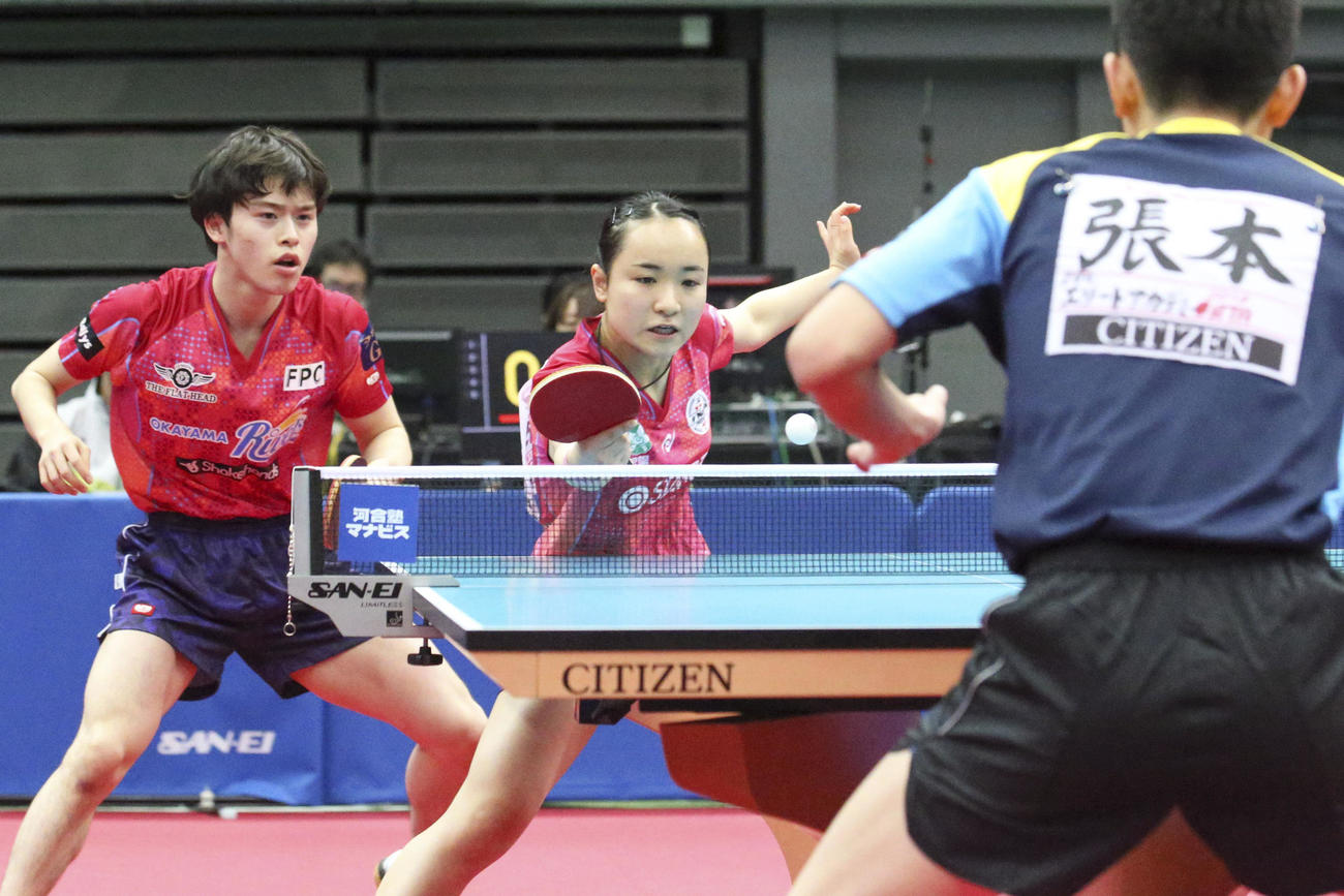 19年の全日本卓球選手権混合ダブルスを制した森薗政崇、伊藤美誠組