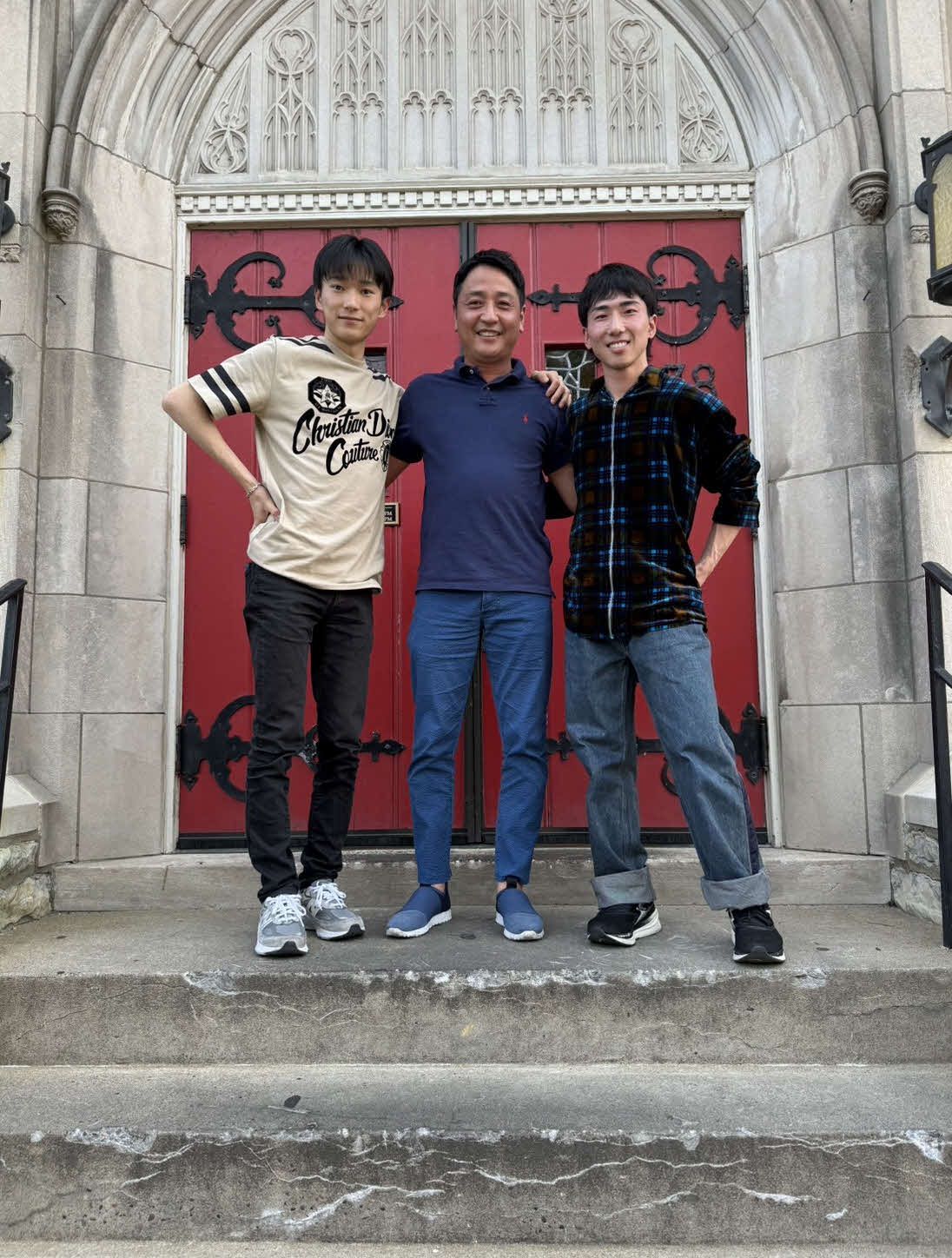 ケンタッキーダービーに挑んだ若き日本人騎手たち、坂井瑠星騎手（左）と木村和士騎手（右）