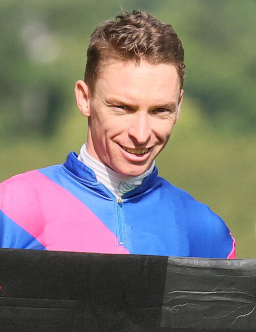 プリンシパルS勝ち馬メイショウハチコウで日本ダービーに挑むマイケル・ディー騎手（撮影・丹羽敏通）