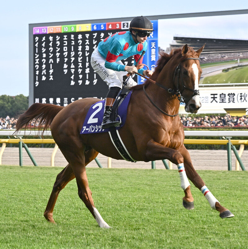 昨秋の天皇賞でアーバンシックに騎乗したプーシャン騎手