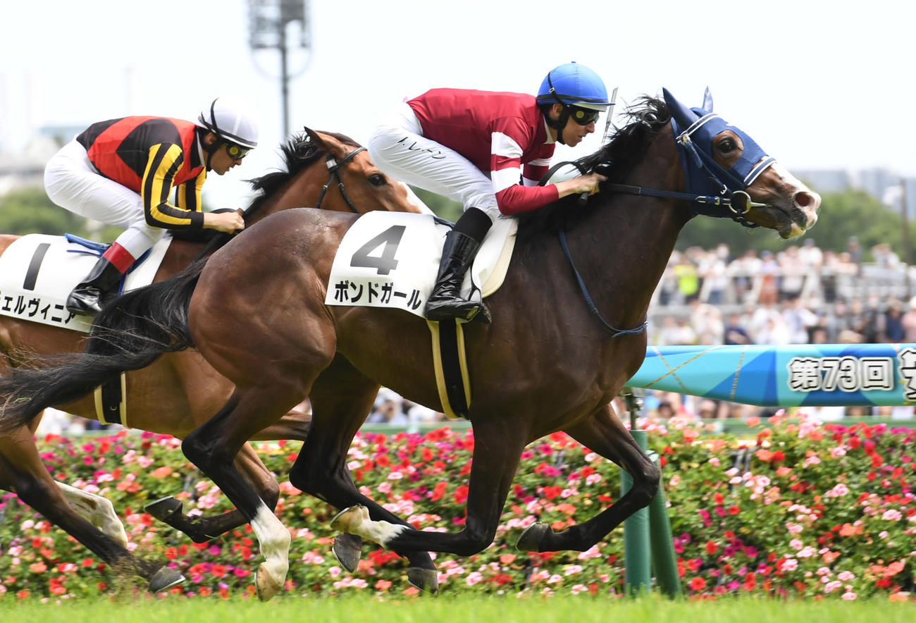 6月4日、新馬戦を制したボンドガール