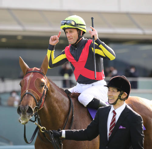2020年大阪杯をラッキーライラックで制したミルコ・デムーロ騎手