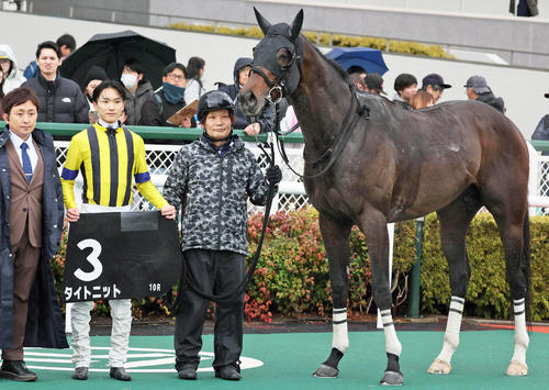 3月16日甲南Sを制したタイトニットと坂井瑠星騎手