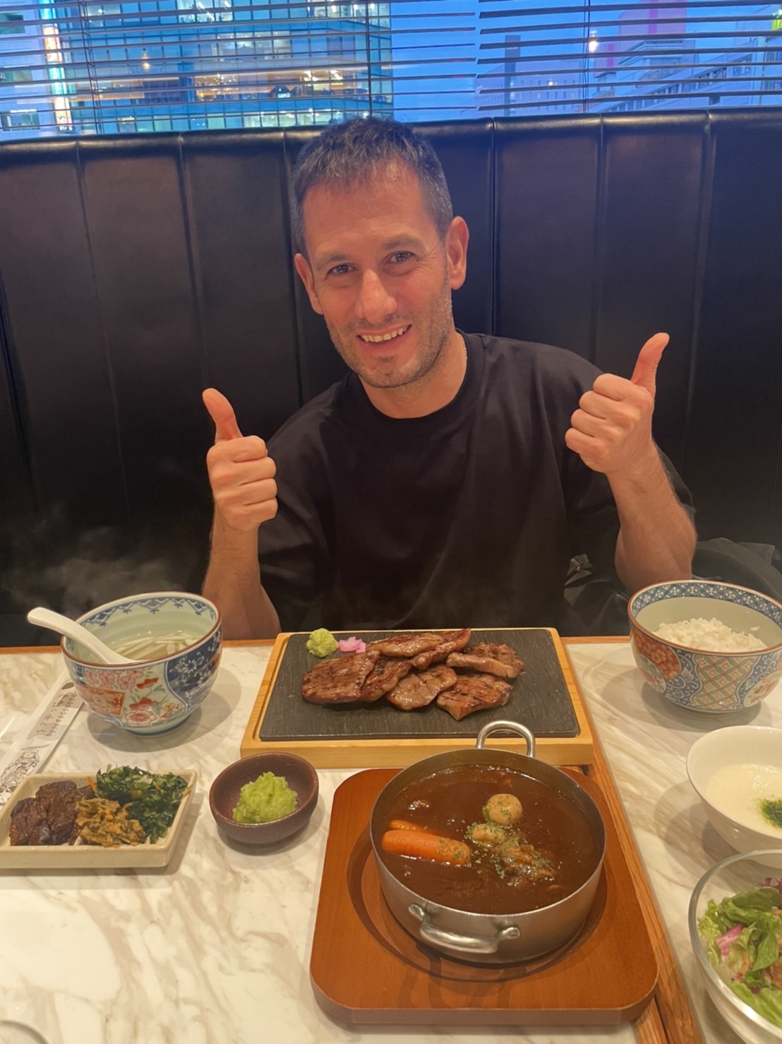 仙台で牛タンも食べたよ！（本人提供）