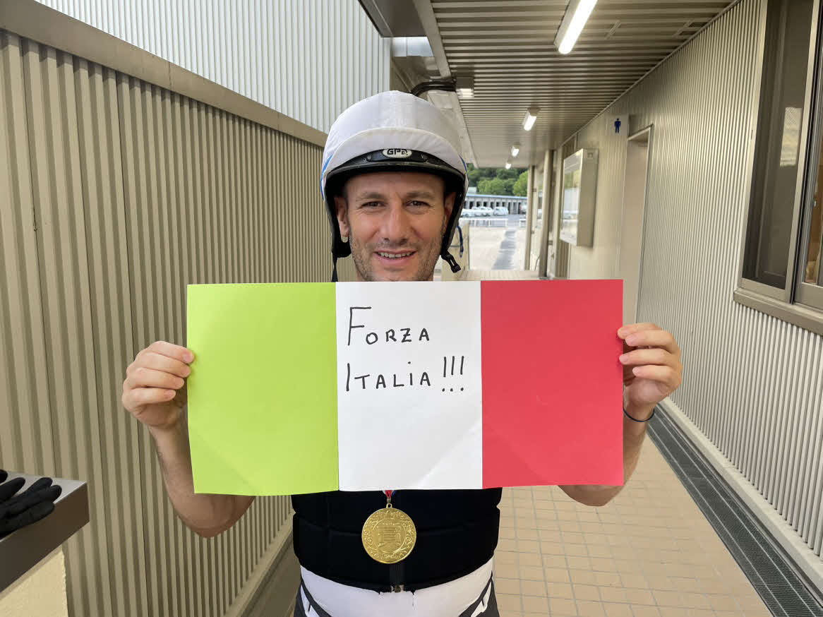 フォルツァ！イタリア！（日本も応援してるよ笑）