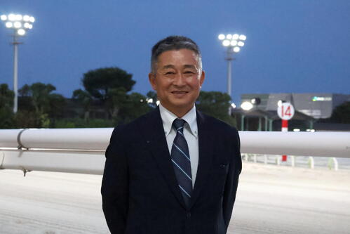 10日の東京ダービーにフォースメンで挑み大井競馬場に臨場した岩手の菅原勲調教師