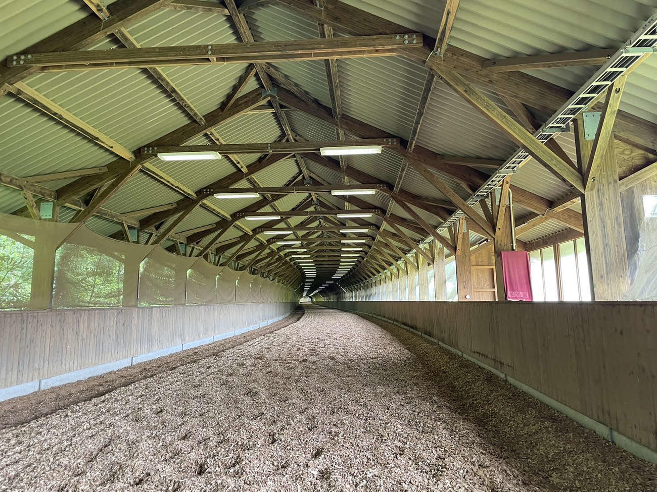 Mountain View Stableの屋根付き坂路
