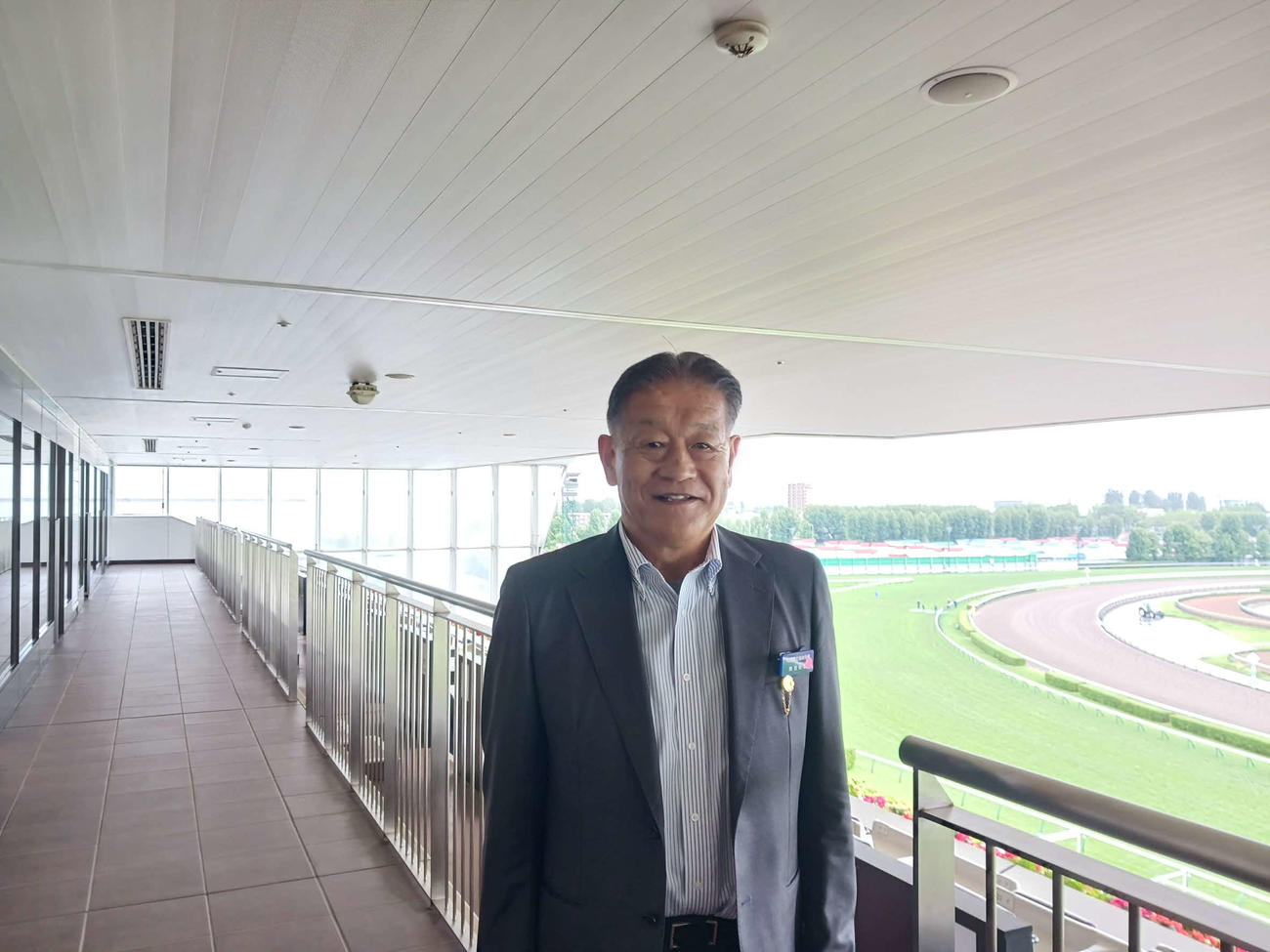 ブローザホーンについて思いを語った岡田牧雄オーナー（撮影・奥田隼人）