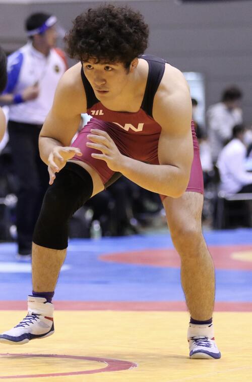 レスリング選手時代の深田記者の構え