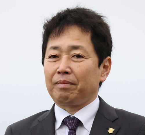 中山10R、中山大障害をエコロデュエルで制した岩戸師(撮影・丹羽敏通)