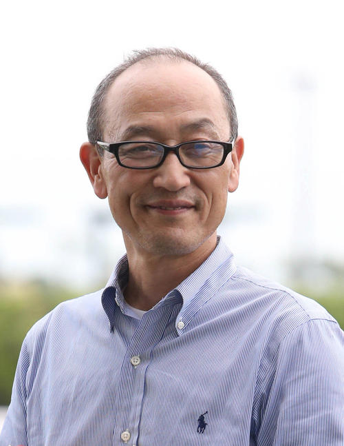 角居勝彦調教師（19年7月14日撮影）