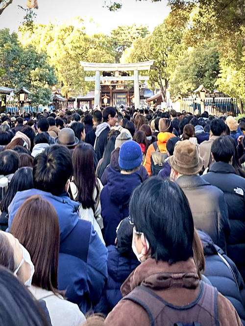 明治神宮。馬運長久を祈る