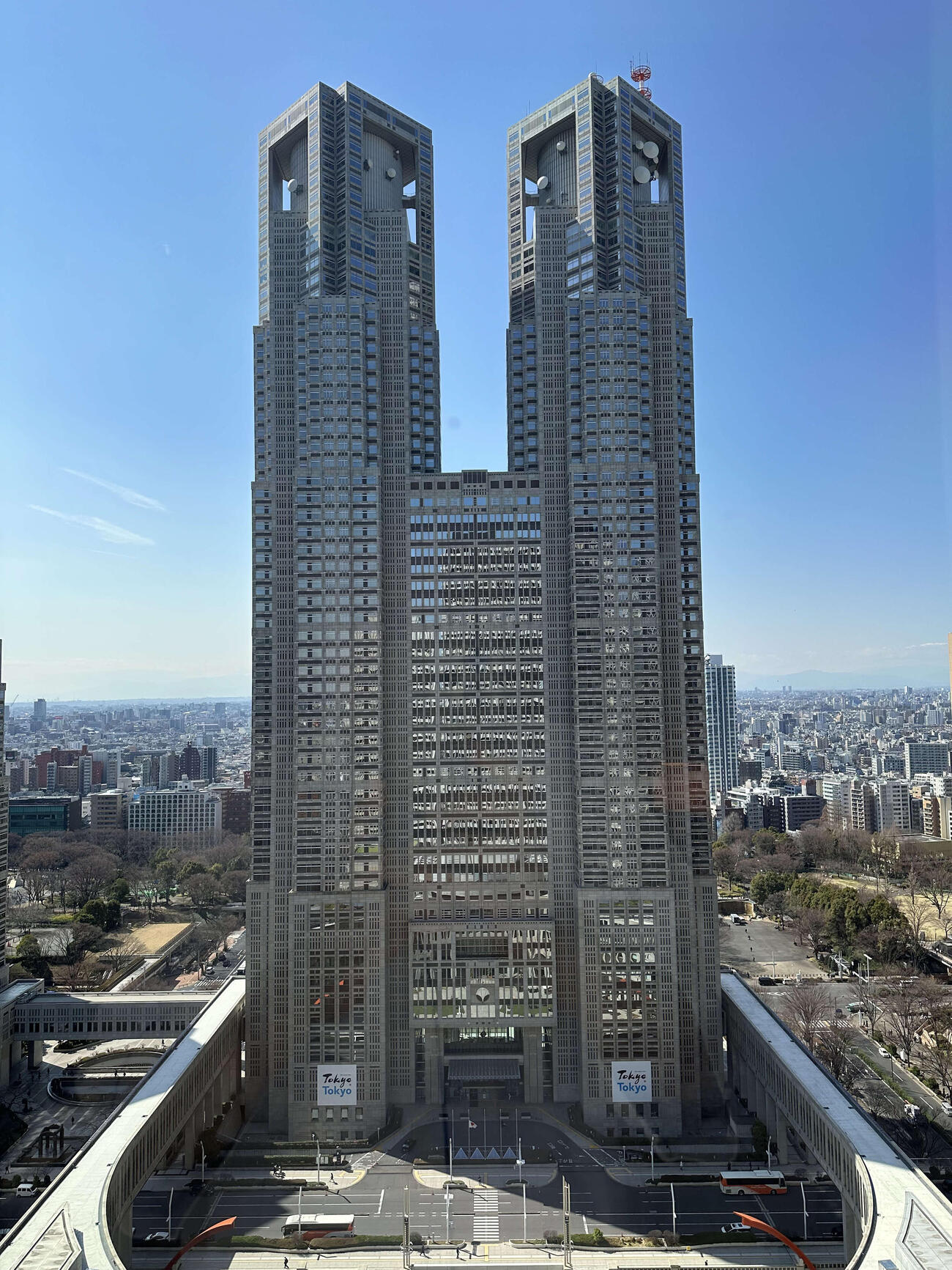 優勝トロフィー…いや東京都庁でした