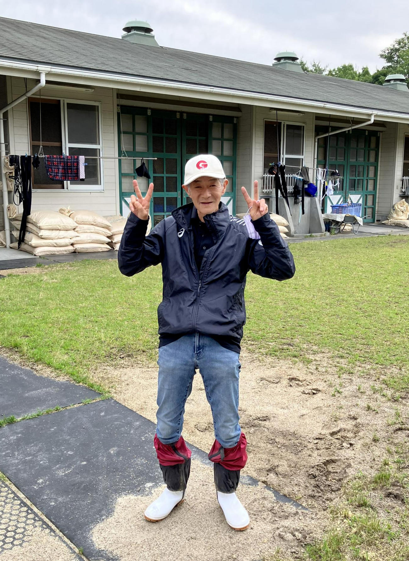 安田記念から一夜明け、ソダシとのラストランをやりきった表情の今浪厩務員（撮影・奥田隼人）