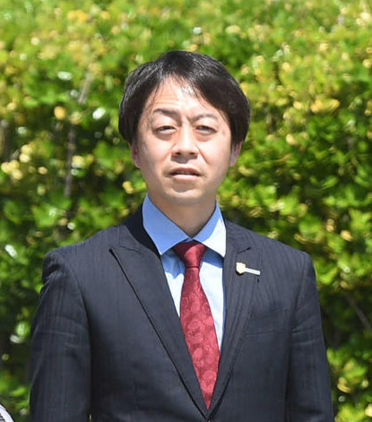加藤士調教師（22年4月撮影）
