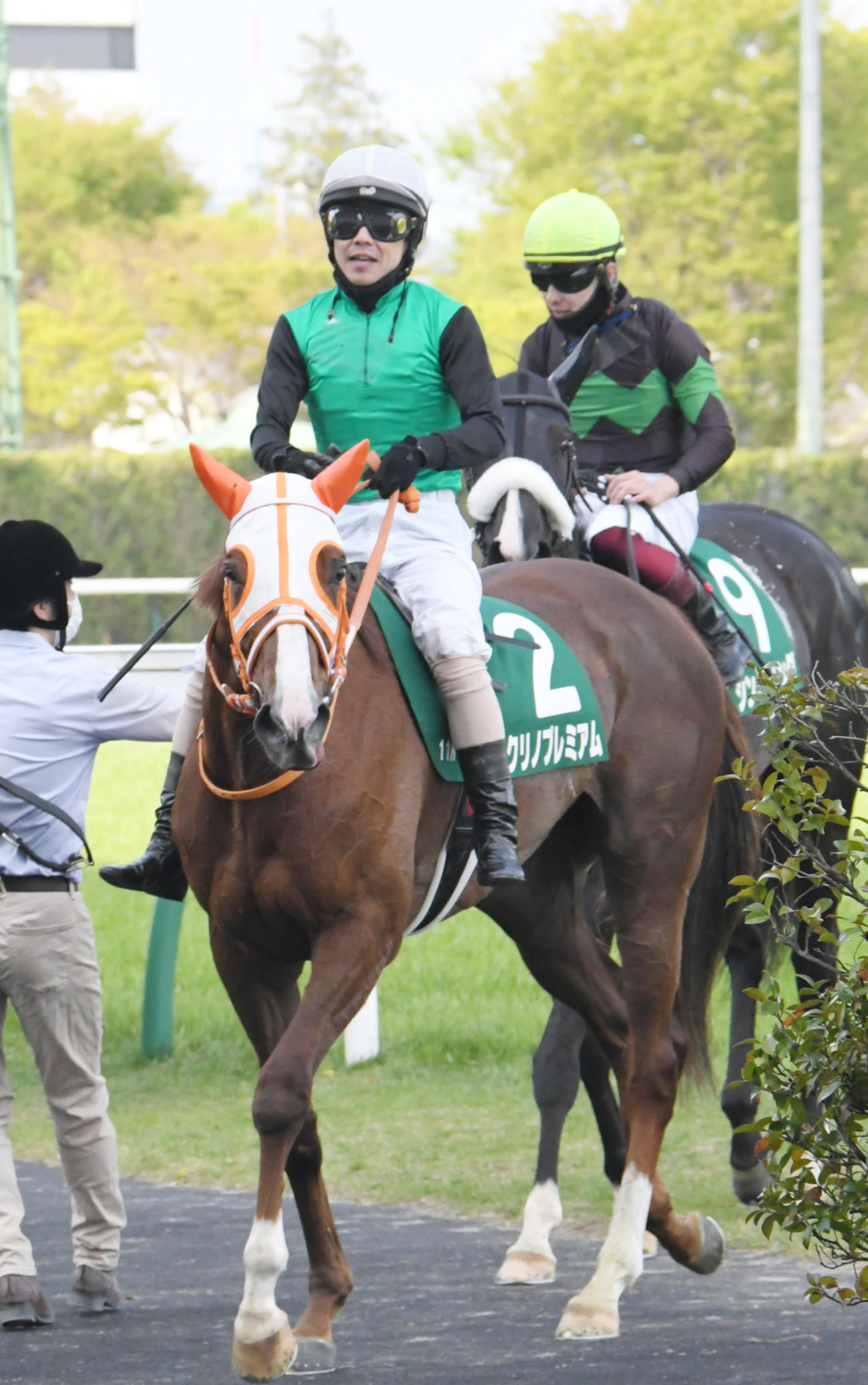 福島牝馬S2着に敗れたクリノプレミアムと松岡騎手（撮影・酒井清司）
