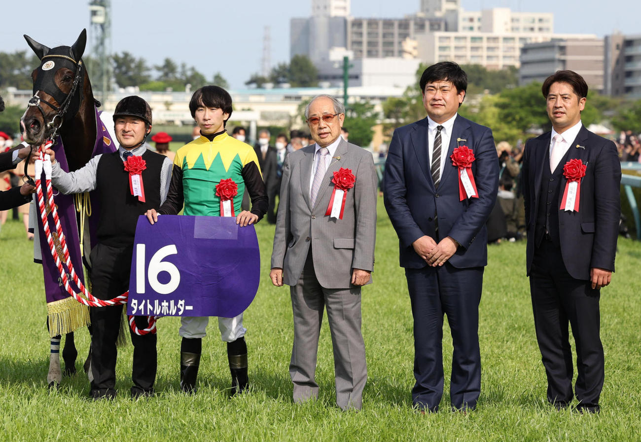 天皇賞・春】タイトルホルダー山田弘オーナー「格別の勝利」凱旋門賞は