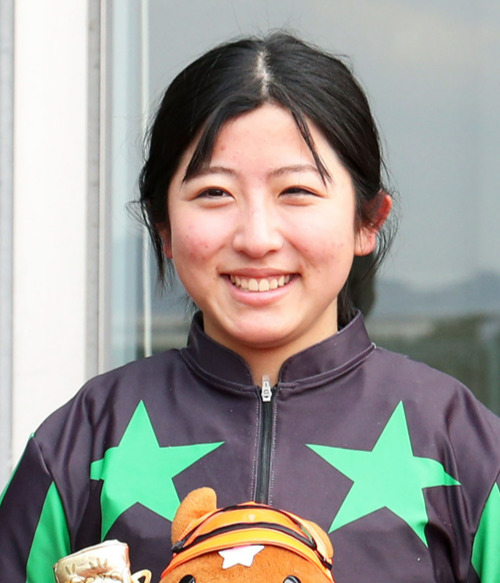 今村聖奈騎手