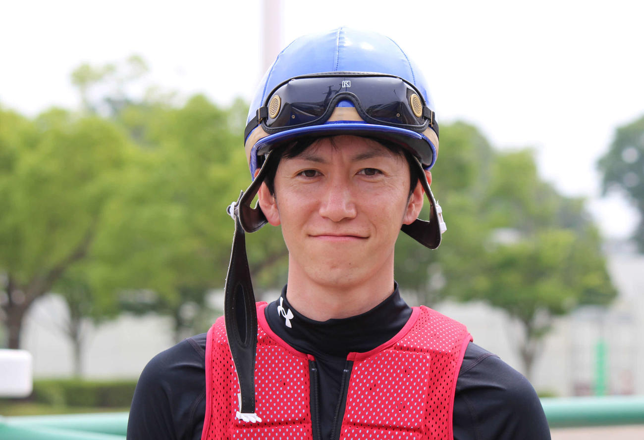 障害通算勝利数が歴代単独9位の147勝となった五十嵐騎手（撮影・木南友輔）
