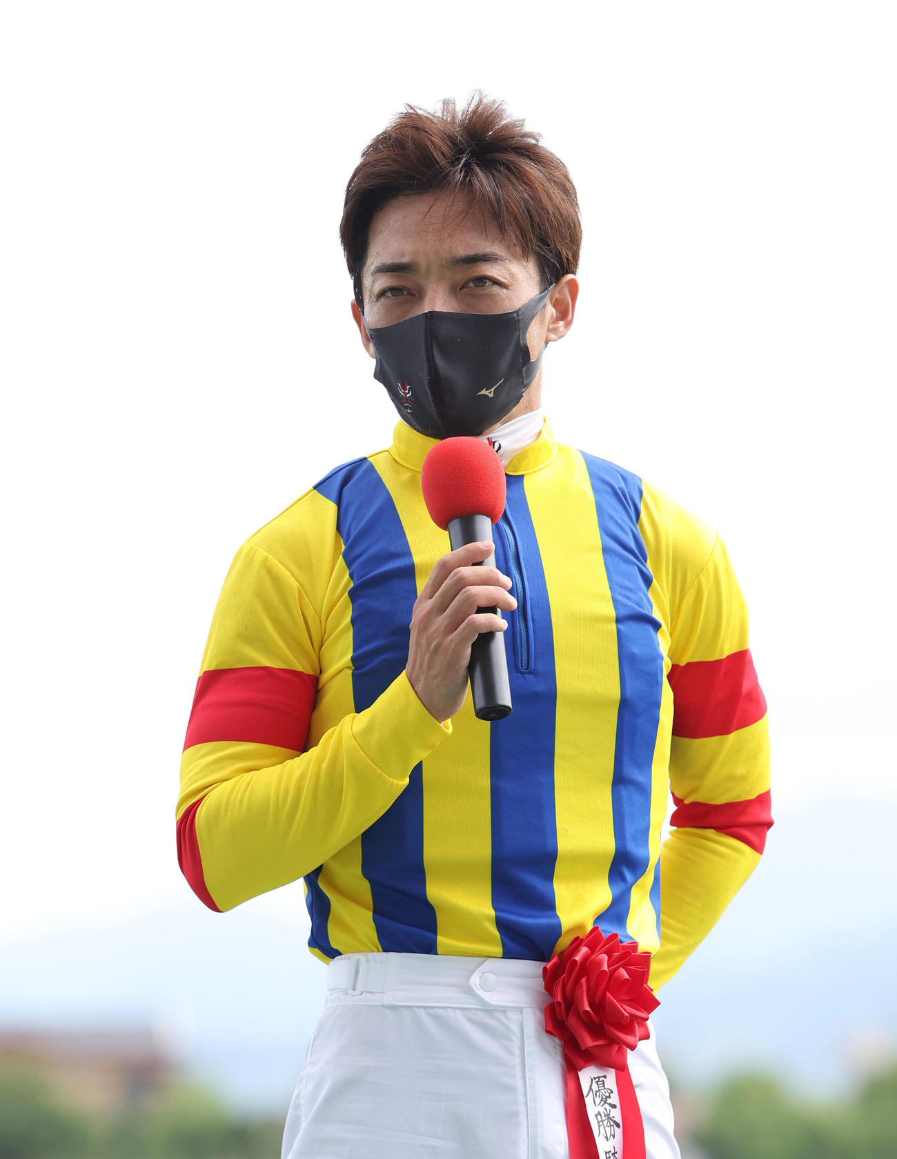 プロキオンSを制しインタビューに答える川田将雅騎手（撮影・白石智彦）